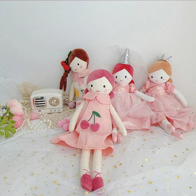 Boneca Infantil de Pano Marjorie Rosa Lenogue