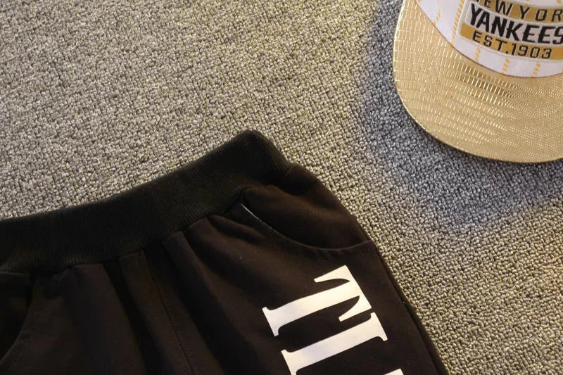 Conjunto Infantil Moletom com Capuz Estampa Letras e Calça Lenogue