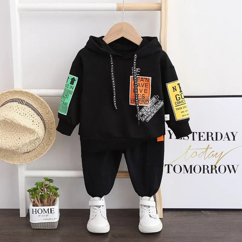 Conjunto Infantil Moletom com Capuz Estampa Letras e Calça Lenogue Preto / 6-12 Meses