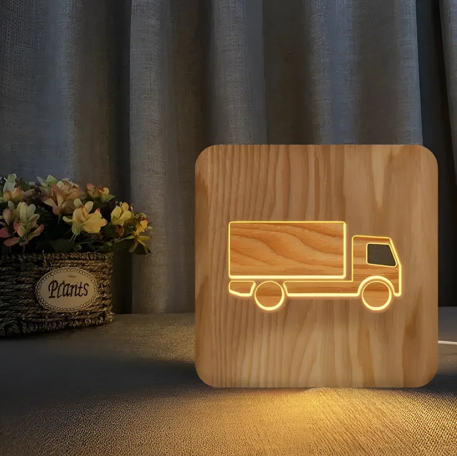 Luminária Infantil Led Design Veículo Lenogue Caminhão Baú