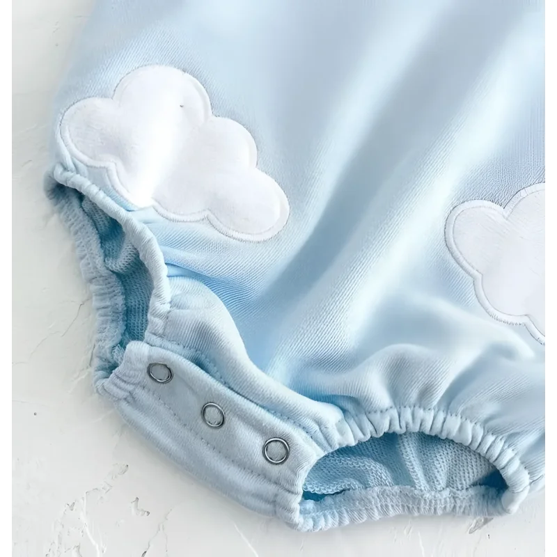 Macacão Romper Infantil Estampa Nuvens Lenogue