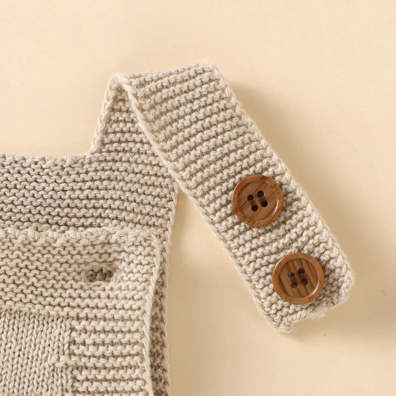 Macacão Romper Infantil Tricot com Gorro Bege Lenogue