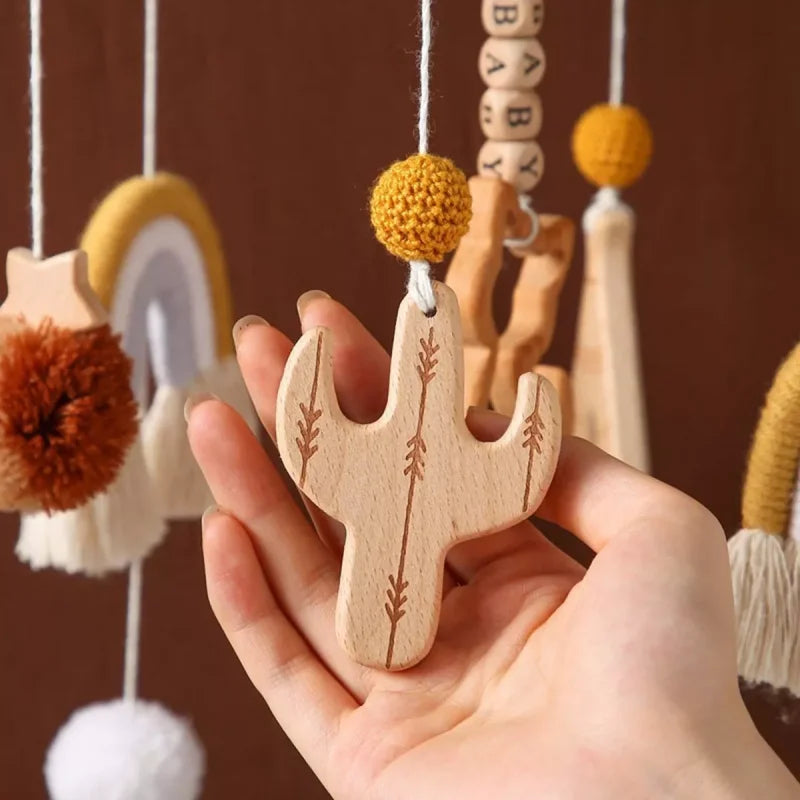 Mobile Infantil para Berço com Chocalhos Bege Lenogue Macramé