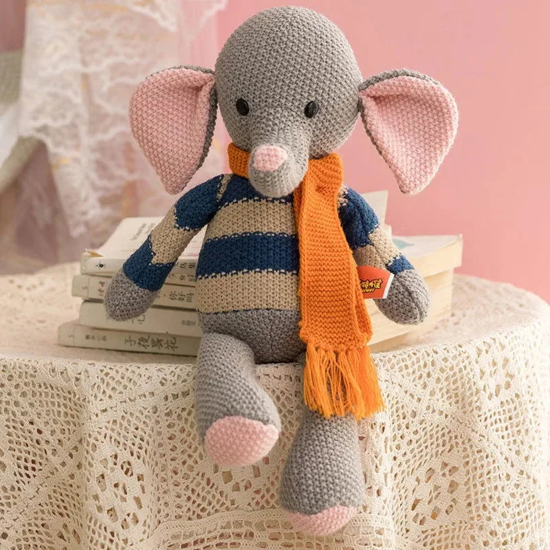 Pelúcia Infantil Elefante de Crochê Cinza Lenogue - 35 Cm