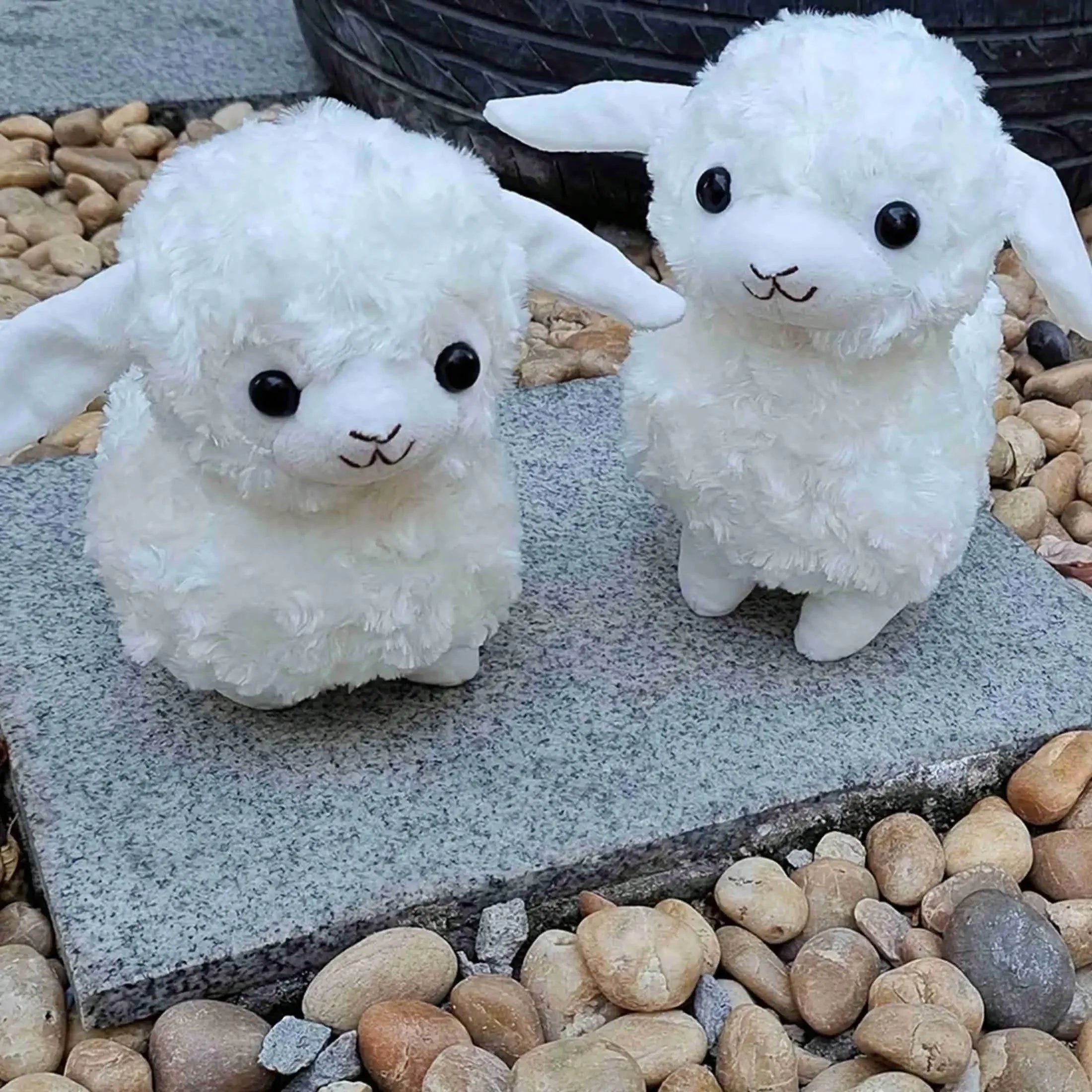 Pelúcia Infantil Ovelha Decorativa Modelo Lenogue Branco