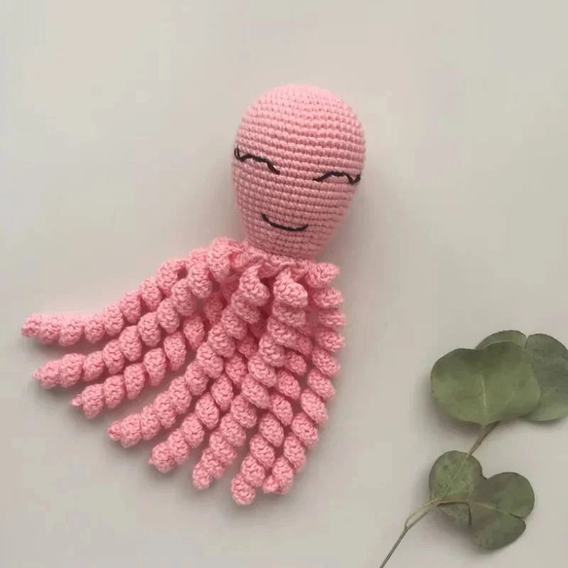 Pelúcia Infantil Polvo Amigurumi Colorido Lenogue Rosa / 25 Cm