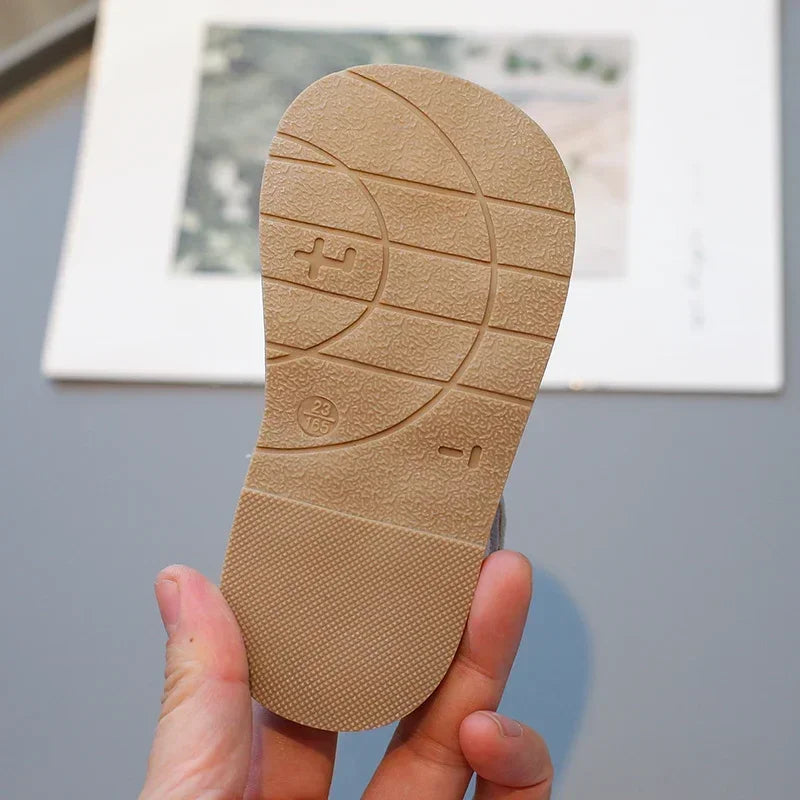 Sandália Infantil com Laço Antiderrapante Solado Macio Bege Lenogue