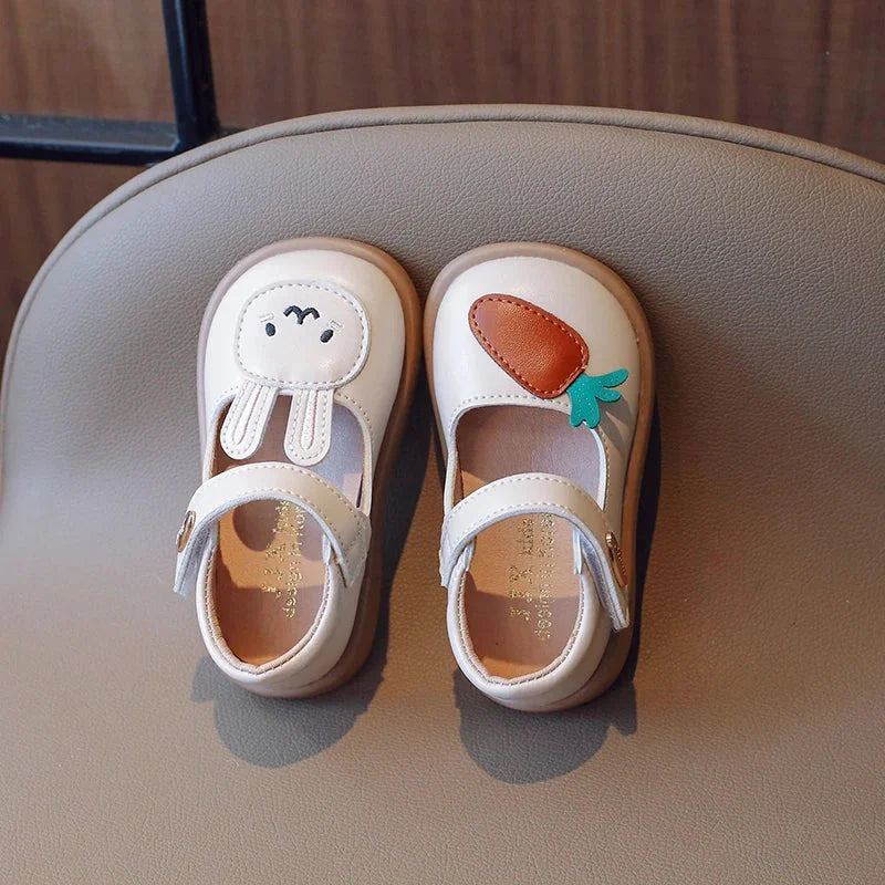 Sapatilha Infantil Bege Coelhinho e Cenourinha Lenogue