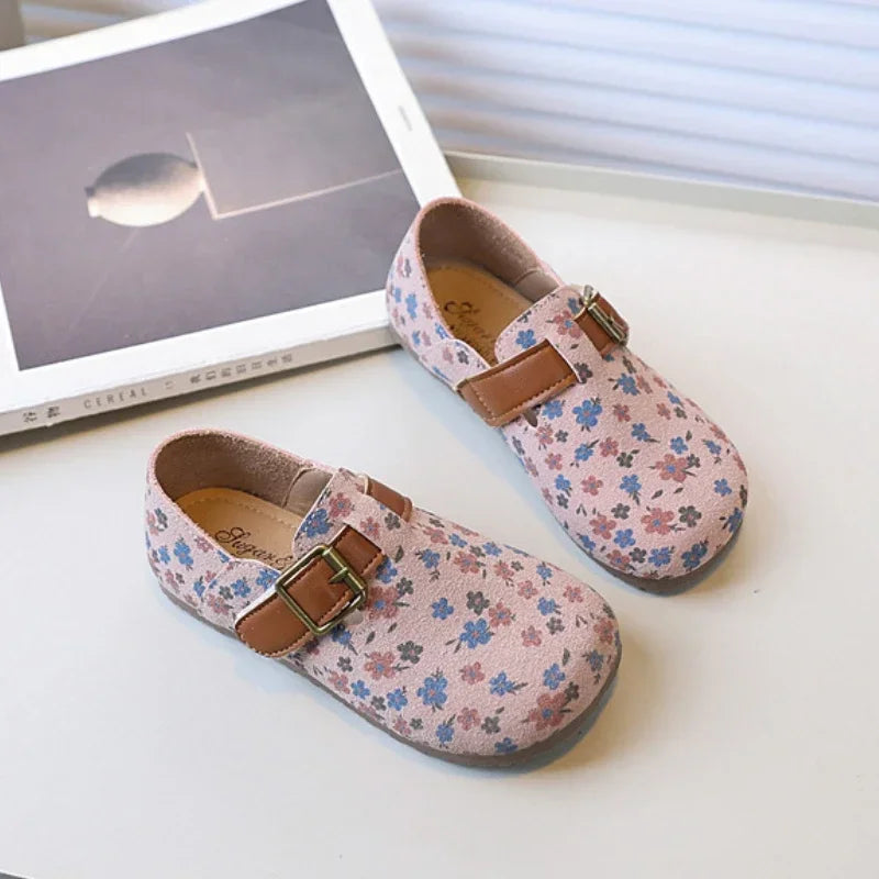 Sapatilha Infantil Floral de Couro com Solado Macio Lenogue