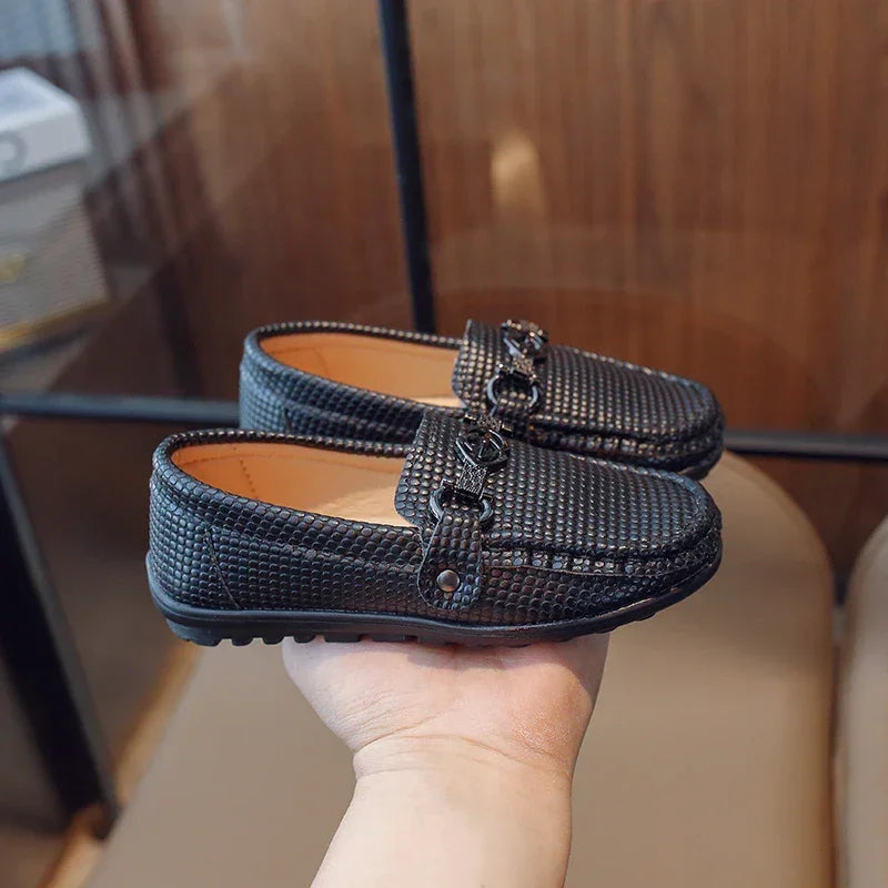 Sapato Infantil de Couro com Bico Redondo e Solado Macio Lenogue Azul / 25-26