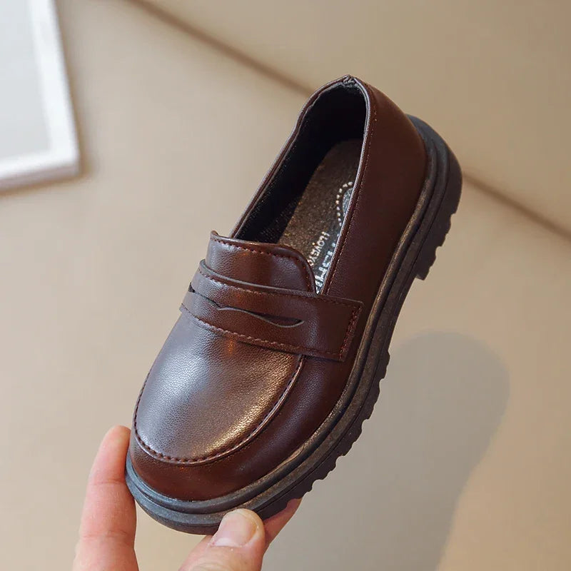 Sapato Infantil de Couro Preto com Bico Redondo Casual Lenogue Marrom / 21-22