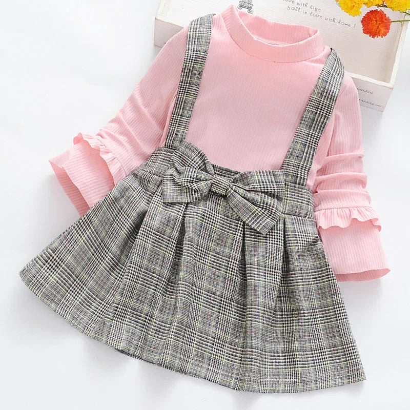 Vestido Infantil de Manga Longa Listrado com Alças e Laço Lenogue