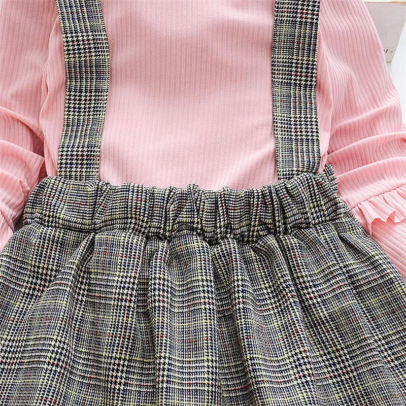 Vestido Infantil de Manga Longa Listrado com Alças e Laço Lenogue