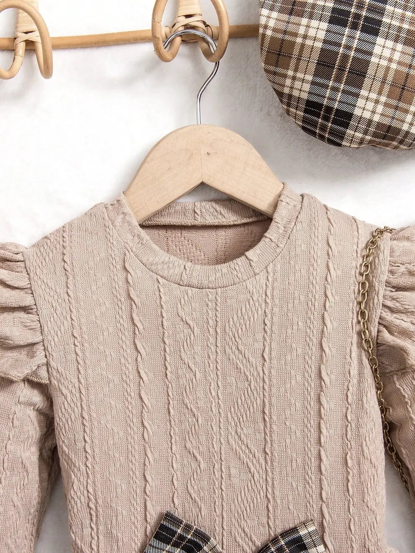 Vestido Infantil Xadrez com Boina Estilo Britânico Lenogue
