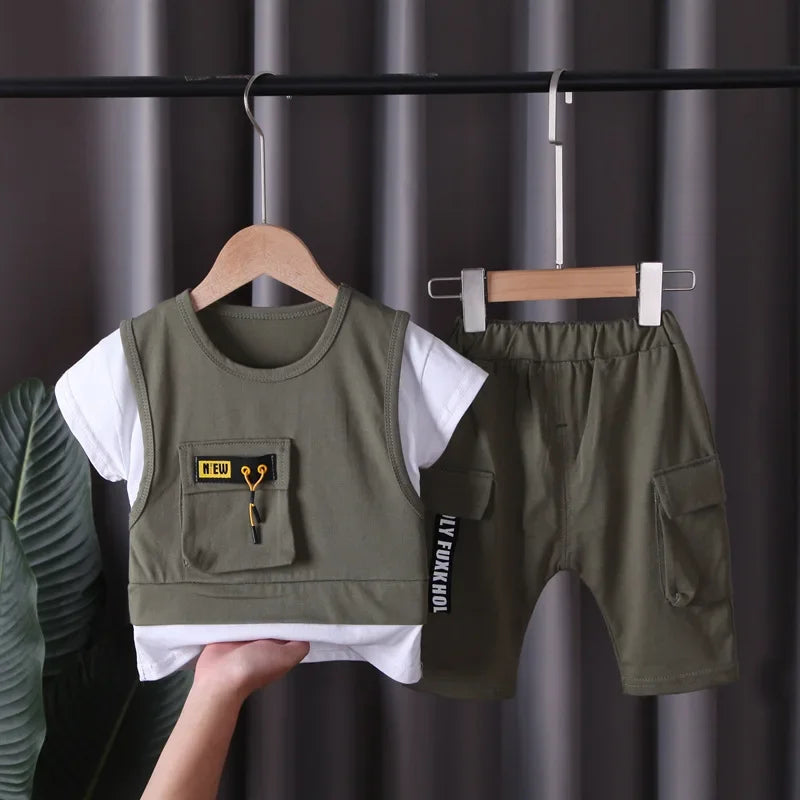Conjunto Infantil Camiseta Dupla com Shorts Lisos Casuais Lenogue Verde / 6-12 Meses