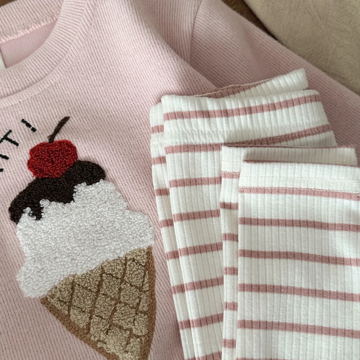 Conjunto Infantil com Tricô de Sorvete Lenogue