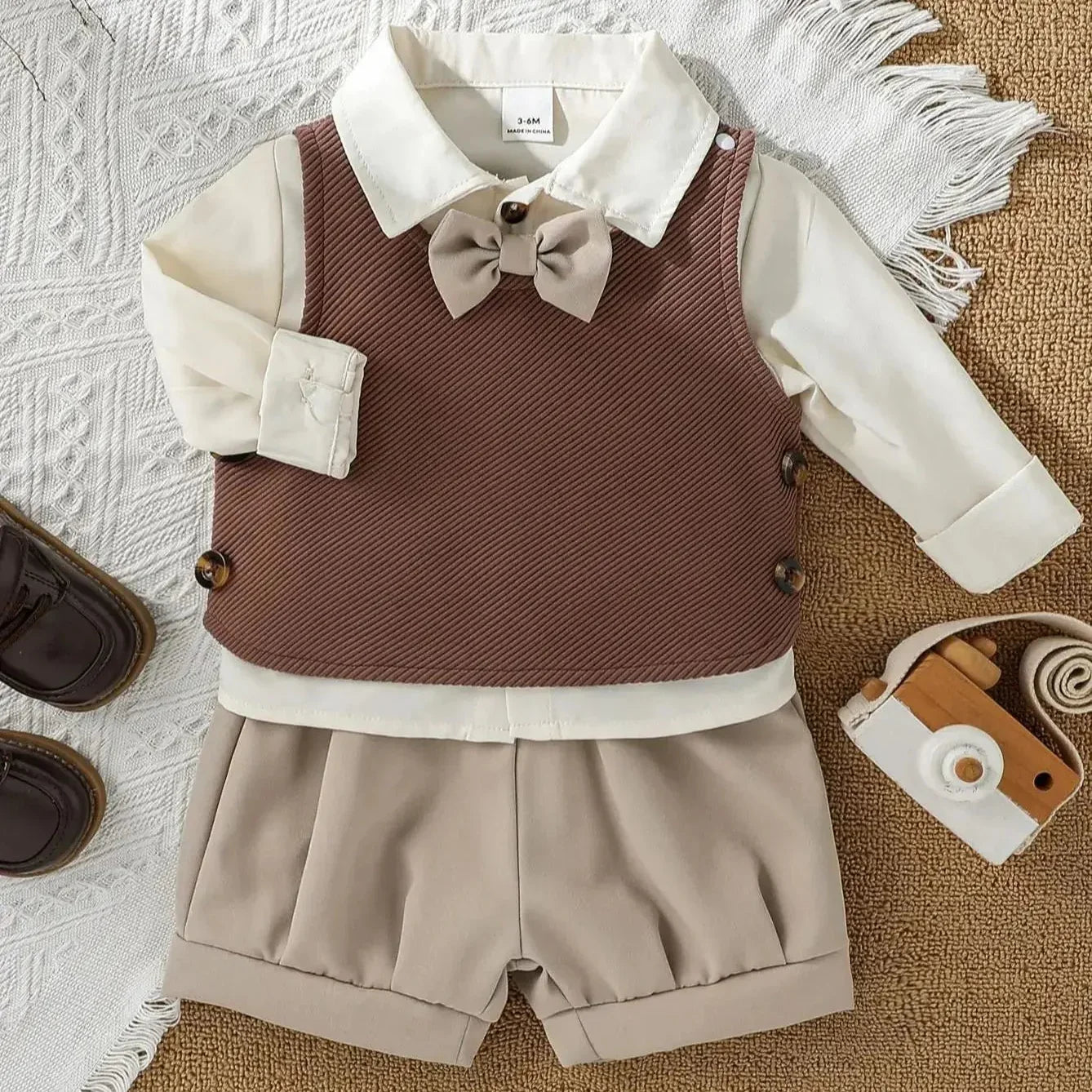 Conjunto Infantil Estilo Inglês 3 Peças com Colete Lenogue Marrom e Branco / 3-6 Meses