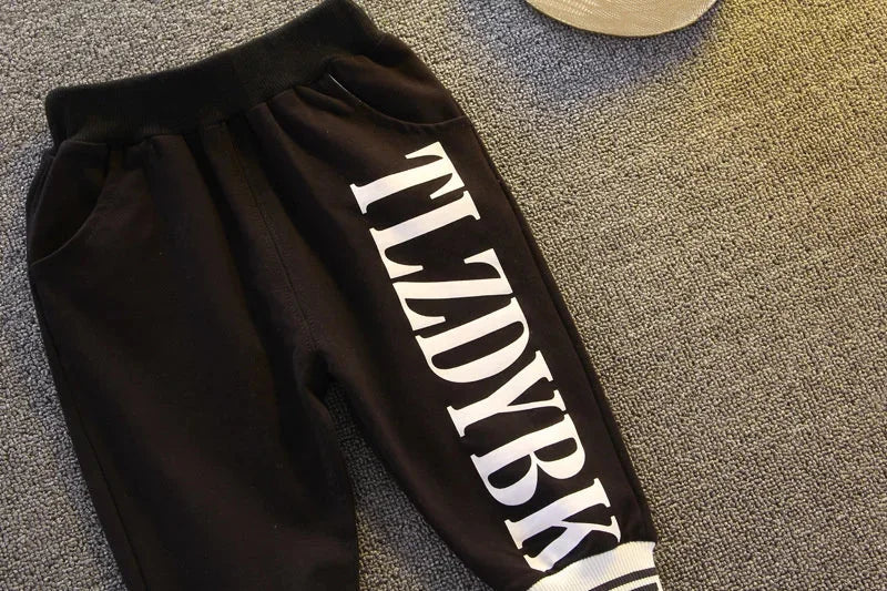 Conjunto Infantil Moletom com Capuz Estampa Letras e Calça Lenogue