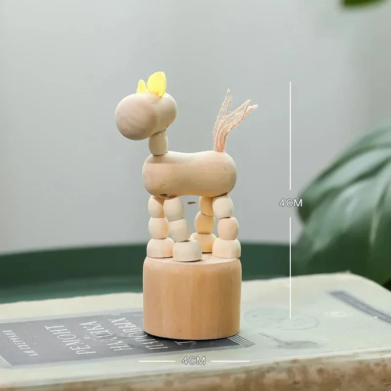 Estatueta Infantil Artesanal de Madeira Natural Lenogue Cavalo