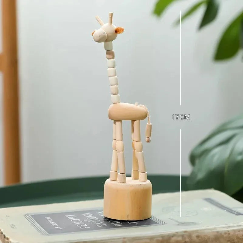 Estatueta Infantil Artesanal de Madeira Natural Lenogue Girafa