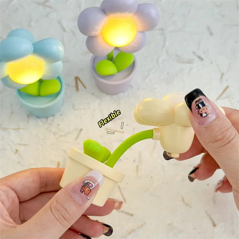 Luminária Infantil Led Mini Flor Rosa Lenogue