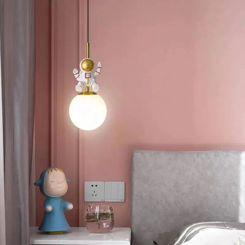 Lustre Infantil Minimalista Moderno Branco Lenogue Mod. c / Branco Frio