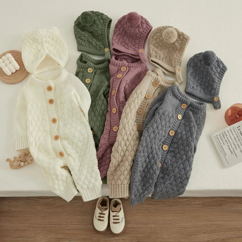 Macacão Infantil Refinado com Touca Baby de Tricot Lenogue