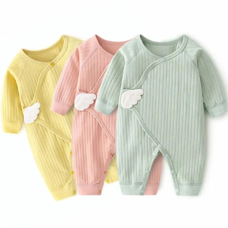 Macacão Luxuoso Little Angel Branco para Bebês de a 6 Meses