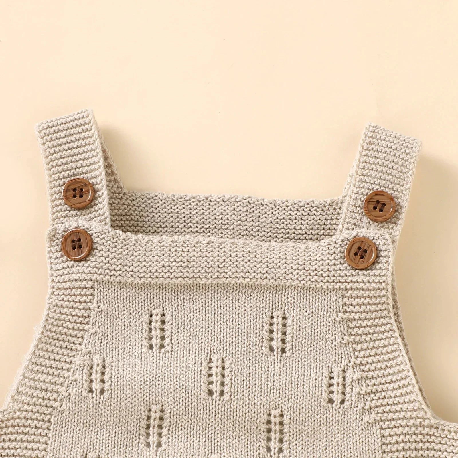 Macacão Romper Infantil Tricot com Gorro Bege Lenogue