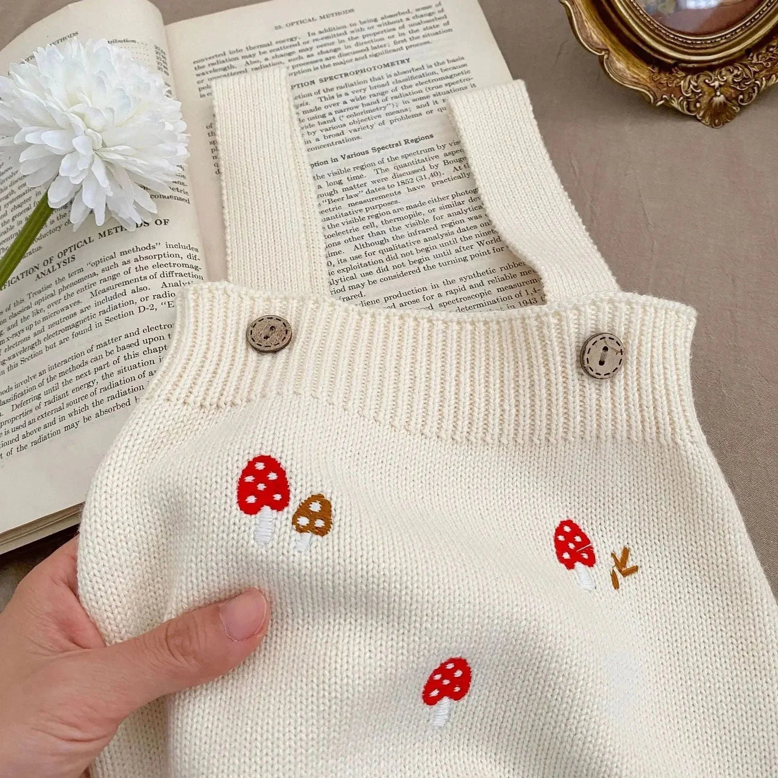 Macacão Romper Infantil Tricot Mushroom Bege Lenogue