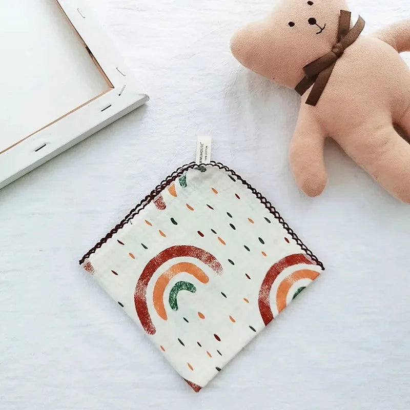 Paninho Infantil Boca Musselina Algodão Branco Lenogue Arco íris & Chuva