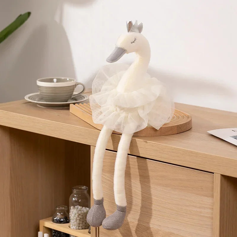 Pelúcia Infantil Cisne com Saia Branca Lenogue Branco / 40cm