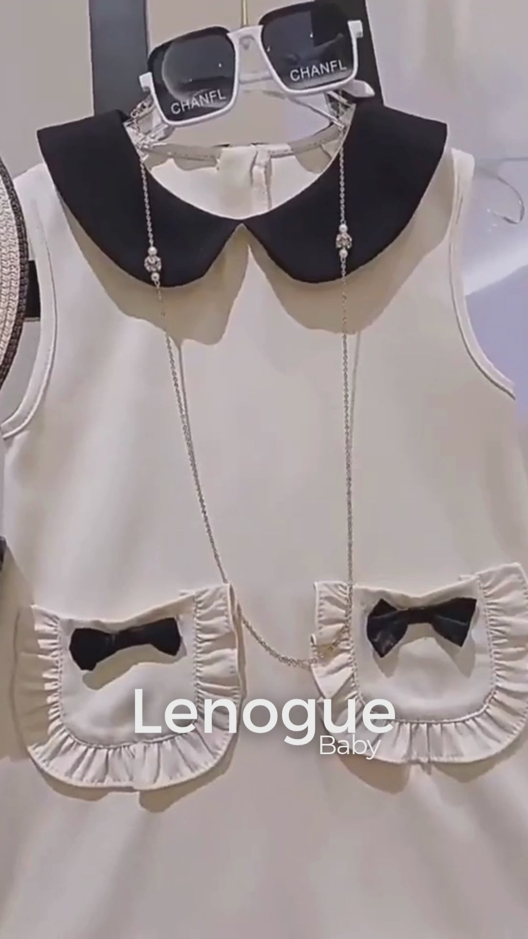 Vestido Infantil com Gola Boneca Laço e Bolsos sem Manga Lenogue