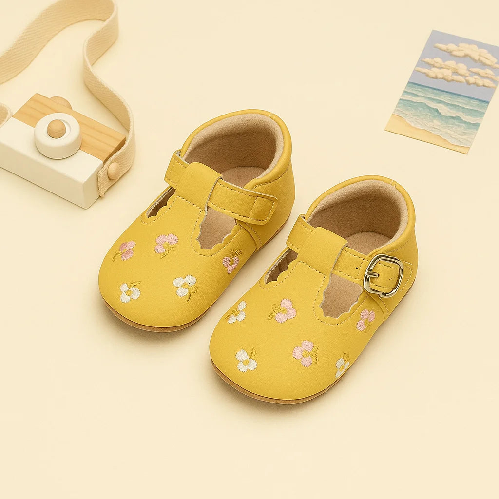 Sandália Infantil Feminina Betina Lenogue Amarelo / 15-16