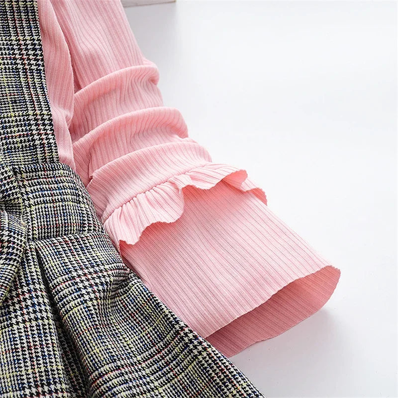 Vestido Infantil de Manga Longa Listrado com Alças e Laço Lenogue