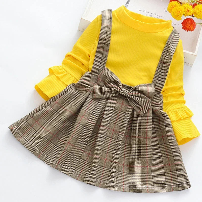 Vestido Infantil de Manga Longa Listrado com Alças e Laço Lenogue